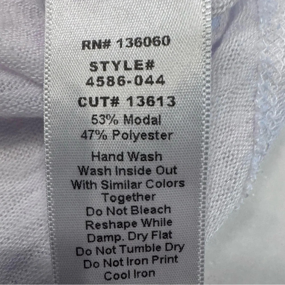 Project Social T Women’s V-Neck Pocket Tee White Size Small - Picture 9 of 9